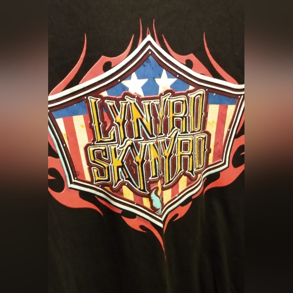 Lynyrd Skynyrd - Picture 2 of 2